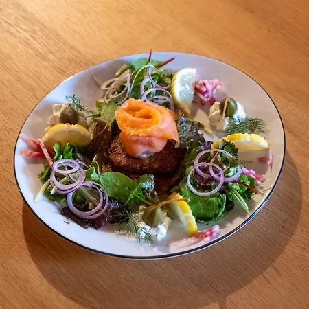 מלון Restaurant Adler 3*